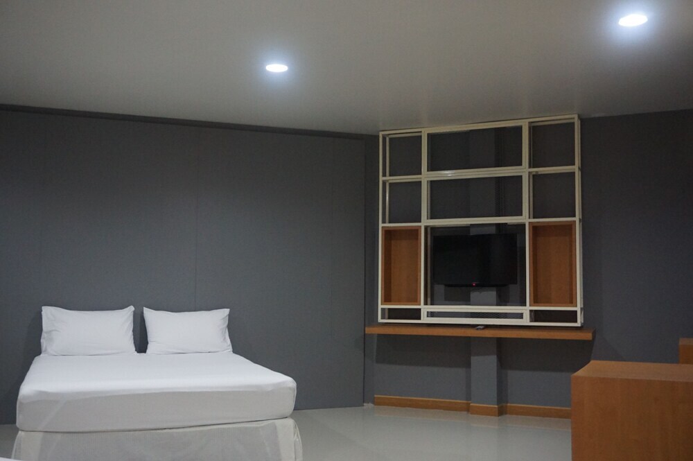 Хатъяй: Ruenwalee Hotel