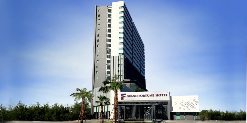 Накхонситхаммарат: Grand Fortune Hotel Nakhon Si Thammarat