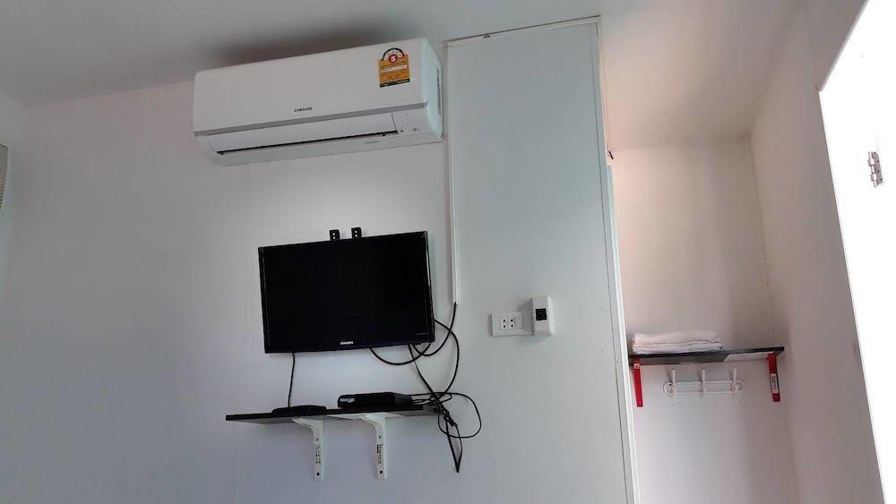 carousel image 4