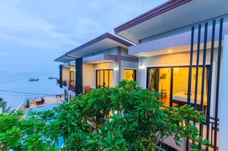 Ко-Лан: Baan Talay Namsai