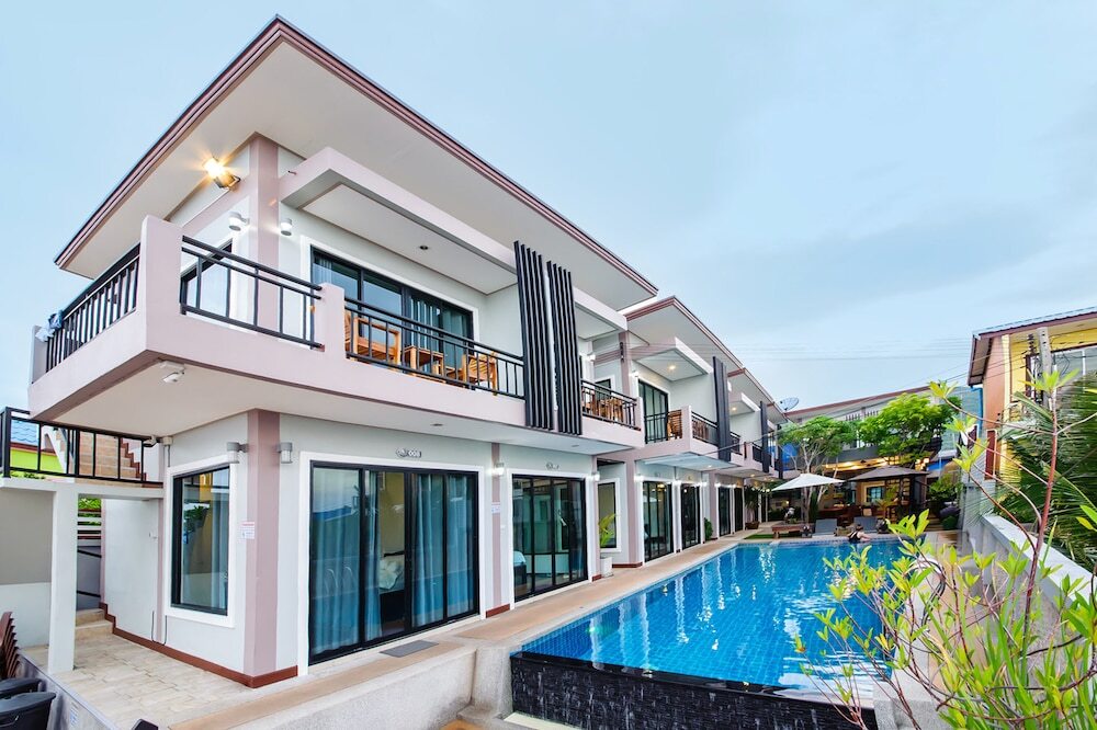 Ко-Лан: Baan Talay Namsai