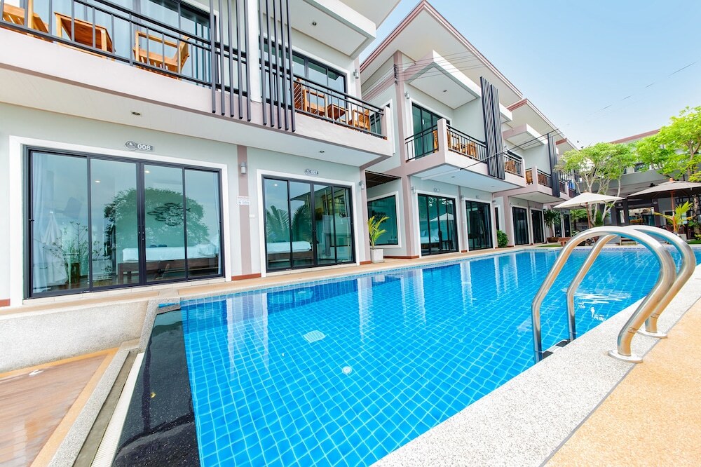 Ко-Лан: Baan Talay Namsai