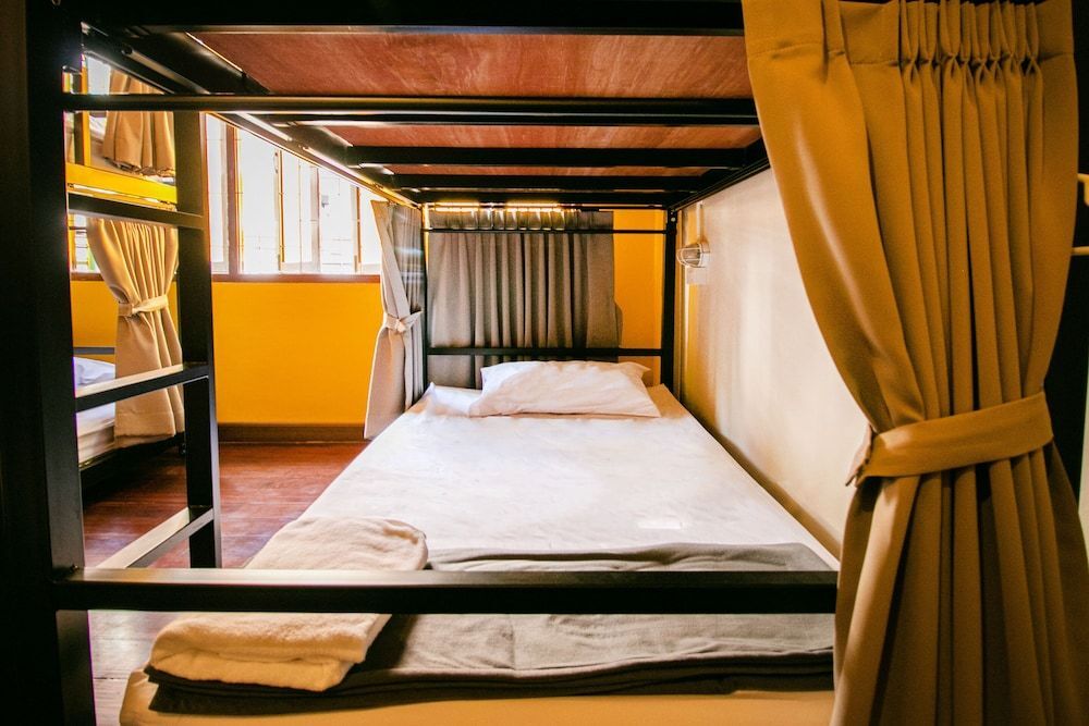 Бангкок: Sleep Soundly Hostel - Adults Only