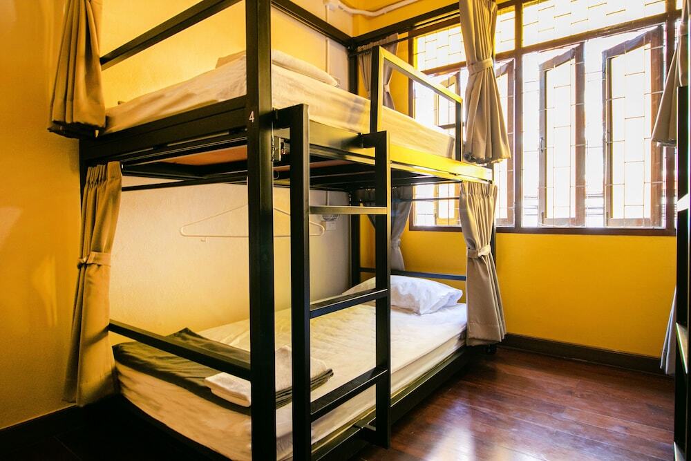 Бангкок: Sleep Soundly Hostel - Adults Only