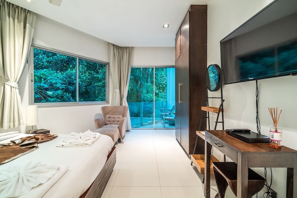 Parinda Villa in Naka Hills — фото 2