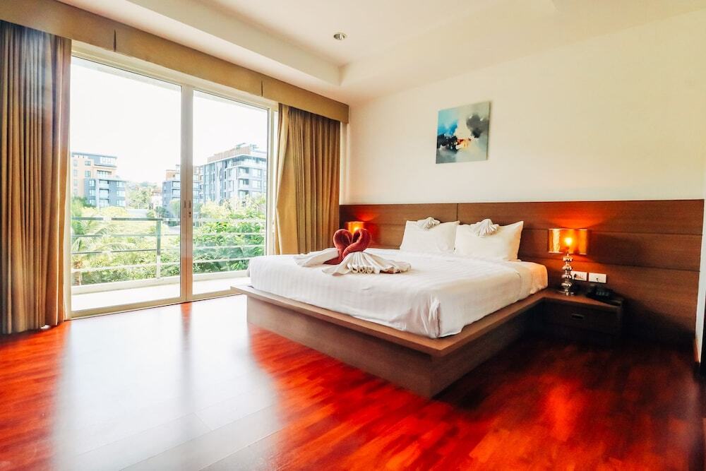 Тхаланг: BangTao Tropical Residence