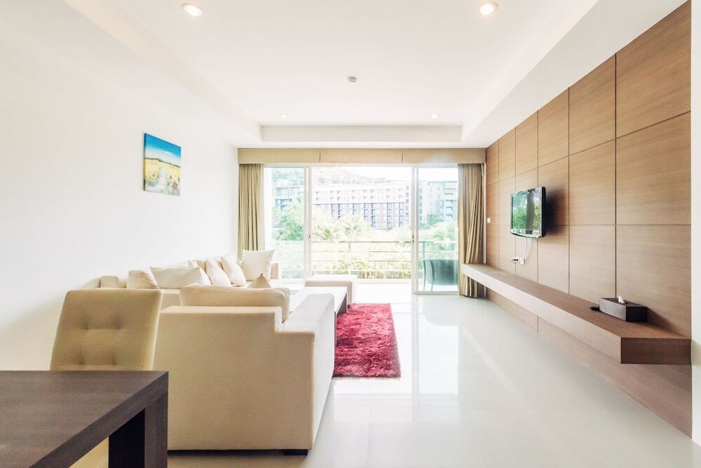 Тхаланг: BangTao Tropical Residence