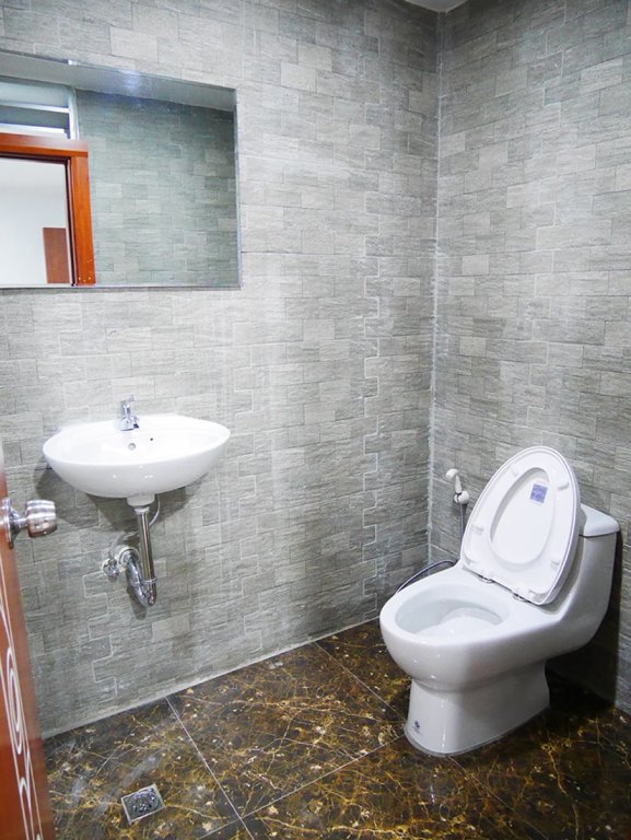Кратхум Баен: You House Residence