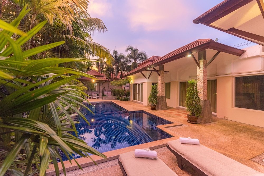 Тхаланг: Lespalm Villa Waterfall Phuket