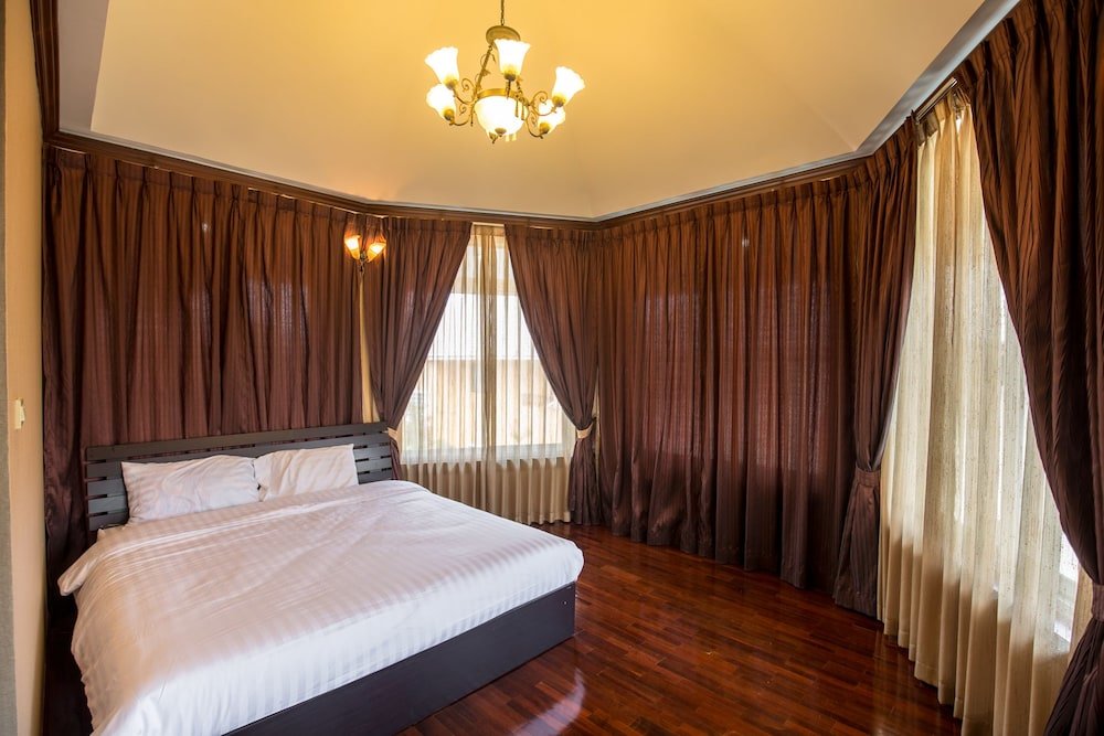 Паттайя: The Farah House