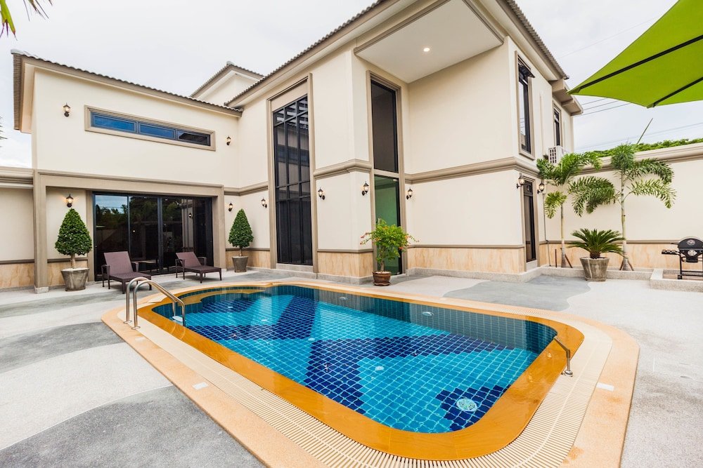 Паттайя: Top Pool Villa B5