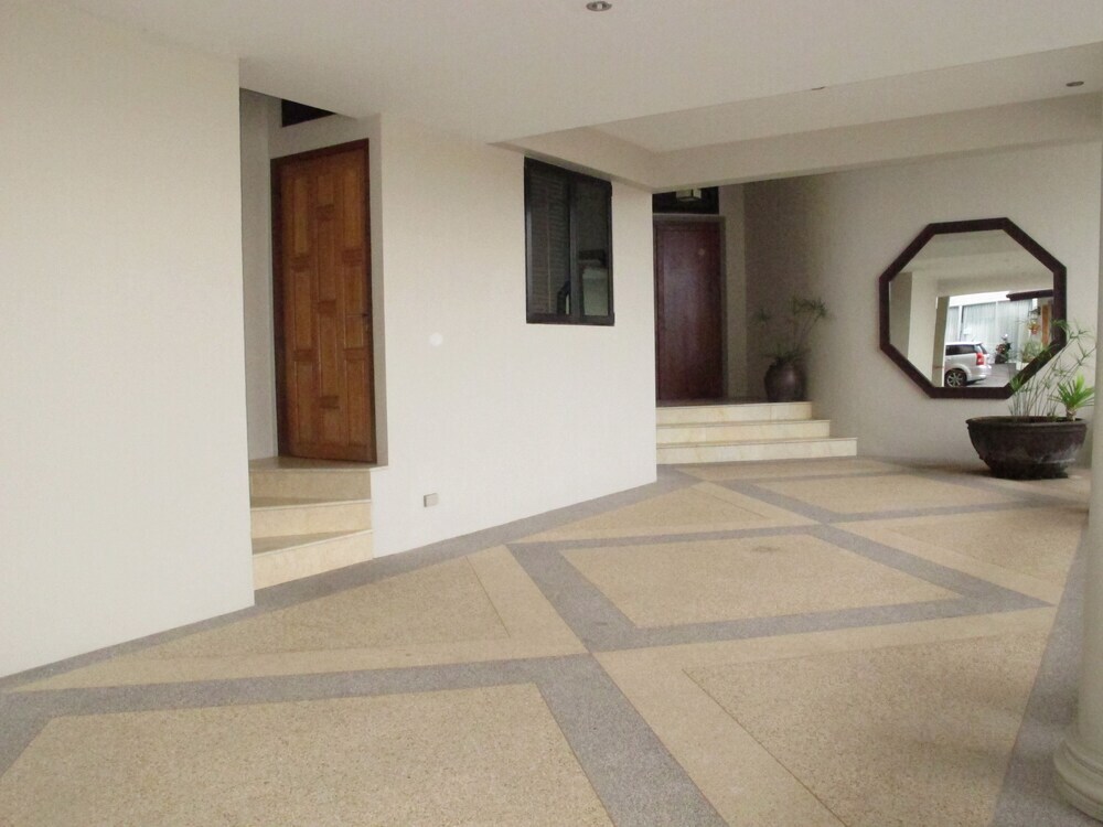 Муанг: Stunning Oceanview Villa Taipan