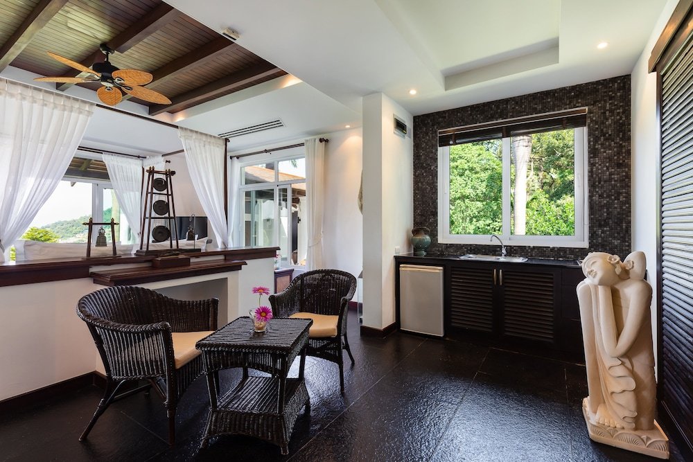 Кату: Ocean View Boutique 8BR Pool Villa Sawan