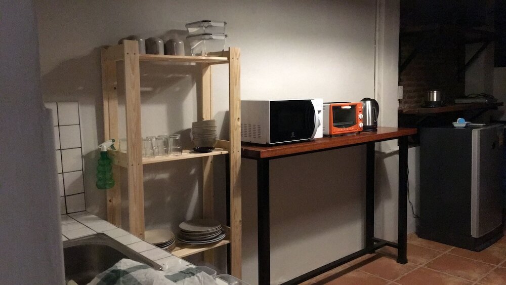 Бангкок: Two One Zero Apartment