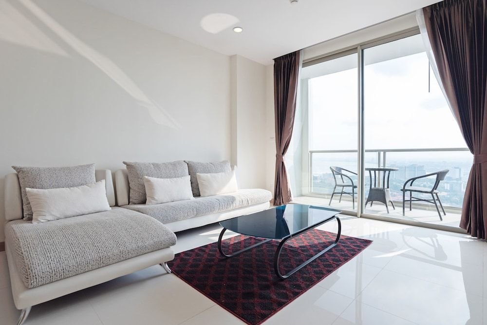 Riviera Wongamat Condo By Favstay — фото 6