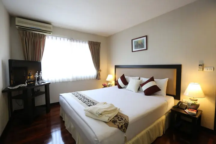 Сирача: J - Town Serviced Apartments