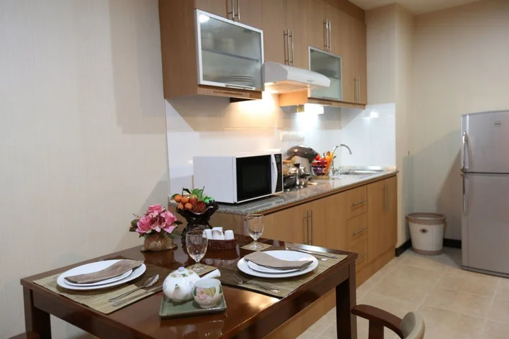 Сирача: J - Town Serviced Apartments