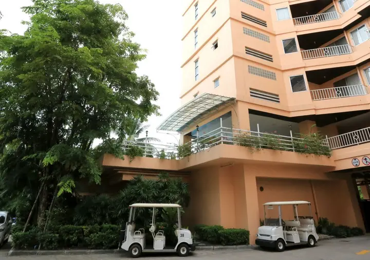 Сирача: J - Town Serviced Apartments