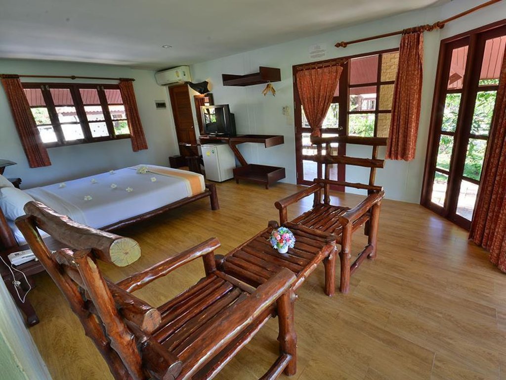 Ханом: Alongkot Beach Resort Khanom