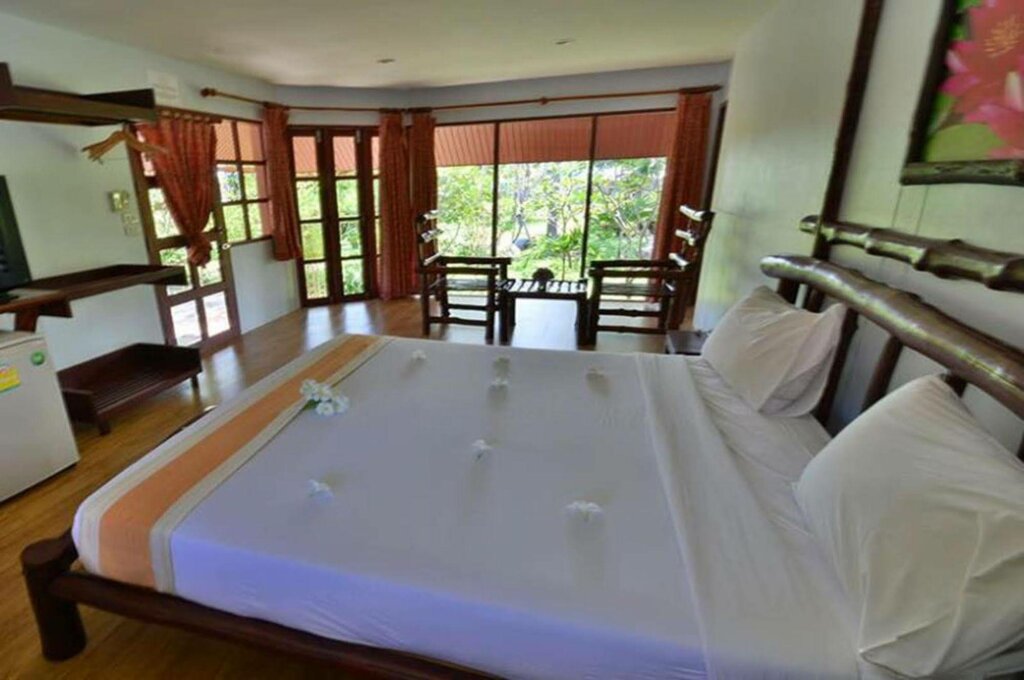 Ханом: Alongkot Beach Resort Khanom