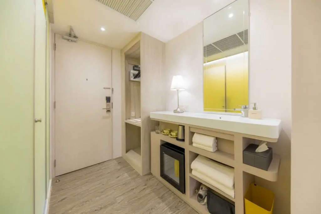 Бангкок: Yello Rooms
