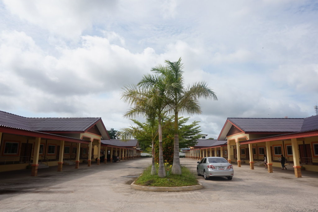 Бури Рам: A Nice Resort & Villa