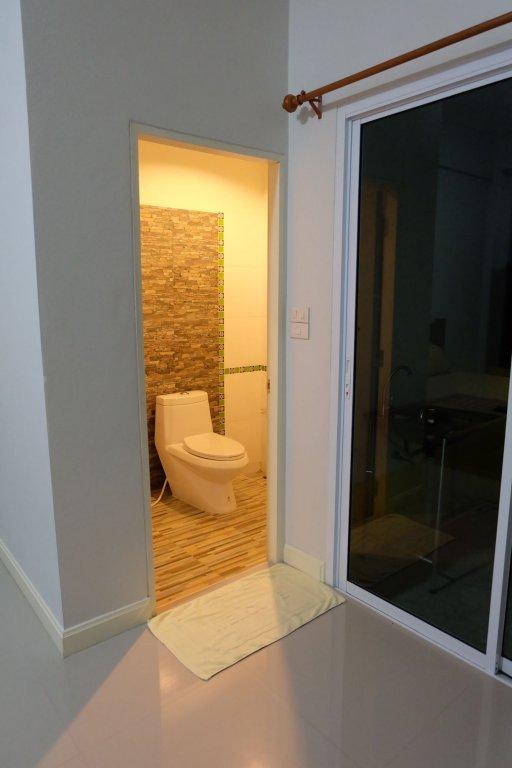Сураттхани: Tara Apartment