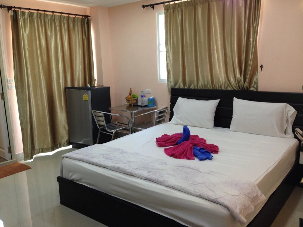 Бангкок: Soi44 Rama2 Room for Rent