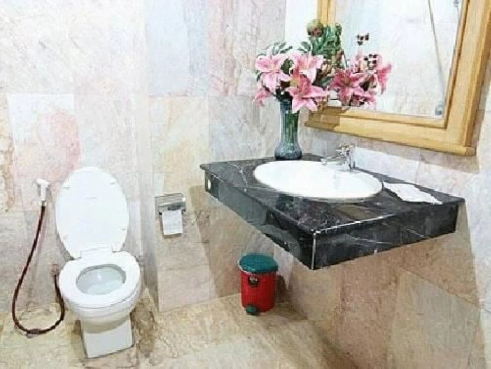 Нонтхабури: 13 Coins Ngamwongwan Hotel