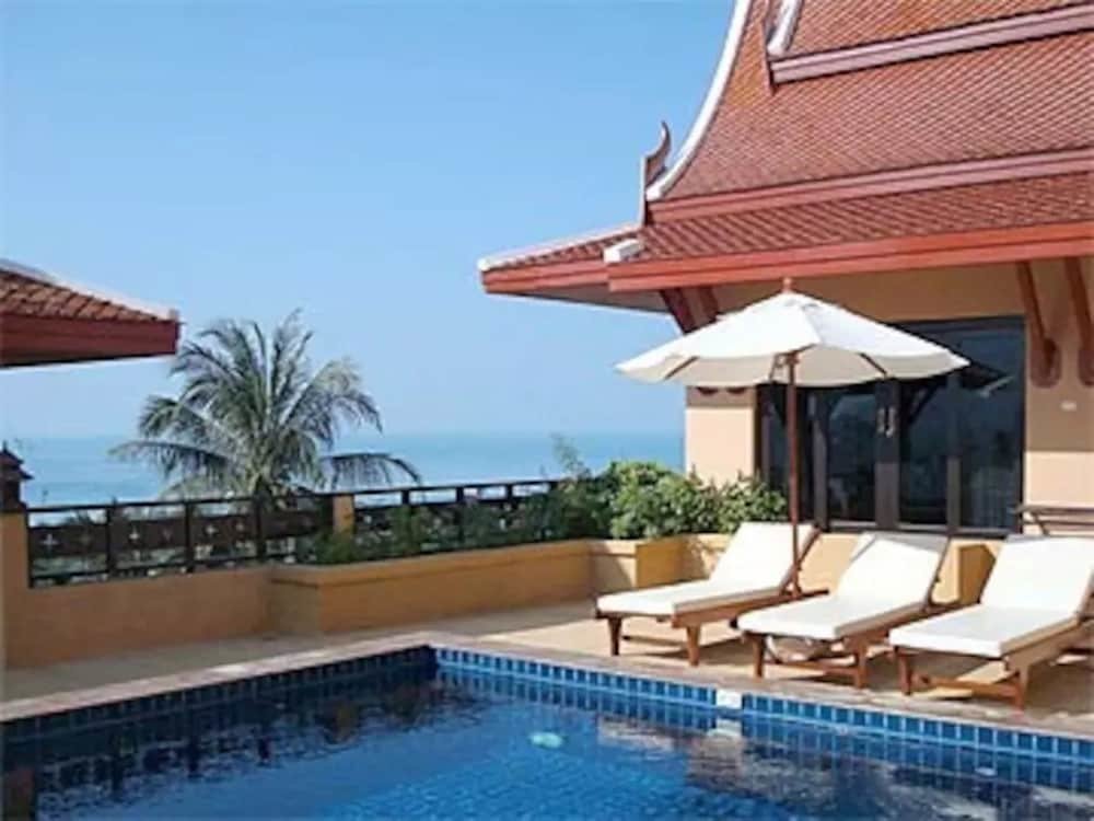 Самуи: 5 Bedroom Oceanview Pool Villa