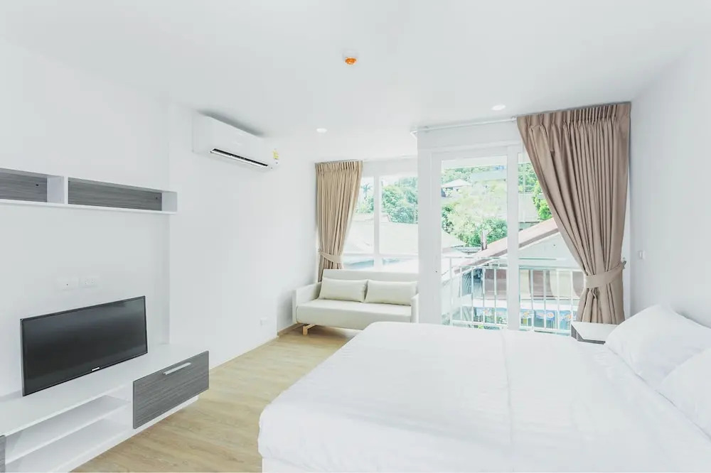 Муанг: Condo in Kata in Ozone - Unit A506