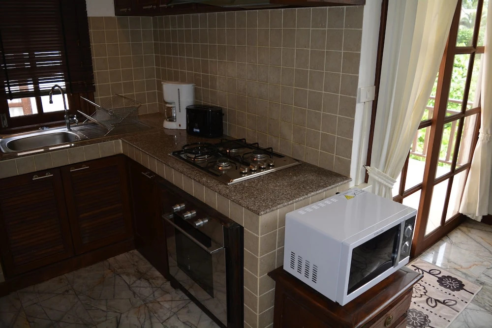 Ланта: Amintra 3 Villa