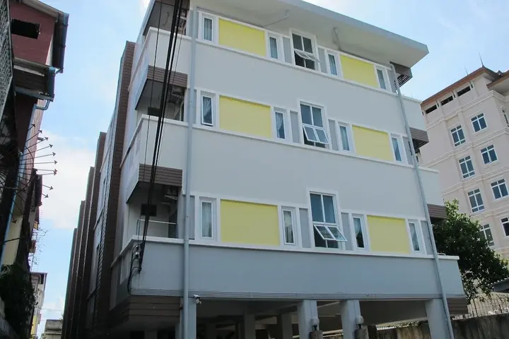 Сураттхани: Pattara Apartment Suratthani
