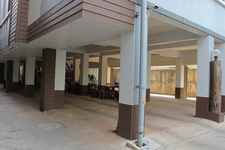 Сураттхани: Pattara Apartment Suratthani