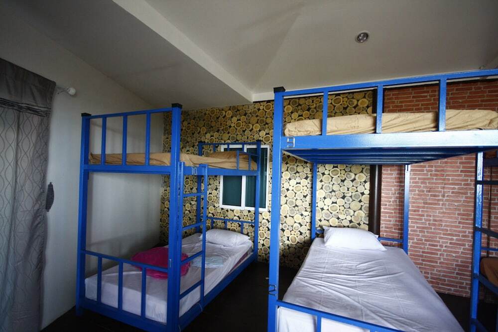 Ко Чанг: Cancun Beach Hostel - Adults Only