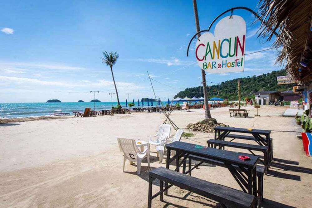 Ко Чанг: Cancun Beach Hostel - Adults Only