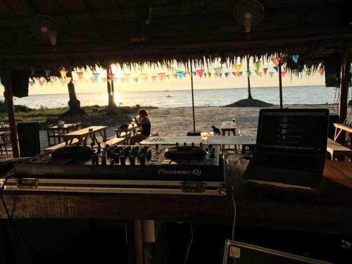 Ко Чанг: Cancun Beach Hostel - Adults Only