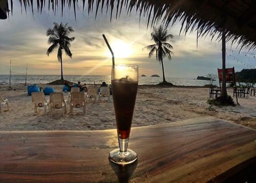 Ко Чанг: Cancun Beach Hostel - Adults Only