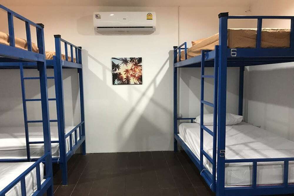 Ко Чанг: Cancun Beach Hostel - Adults Only