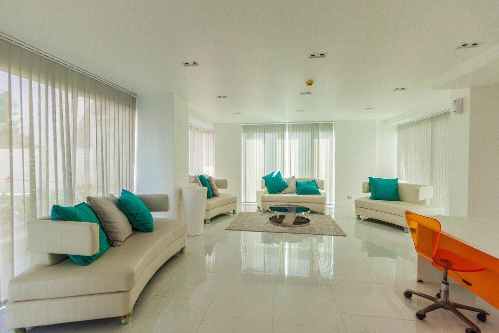 Паттайя: City Center Residence by Pattaya Sunny Rentals