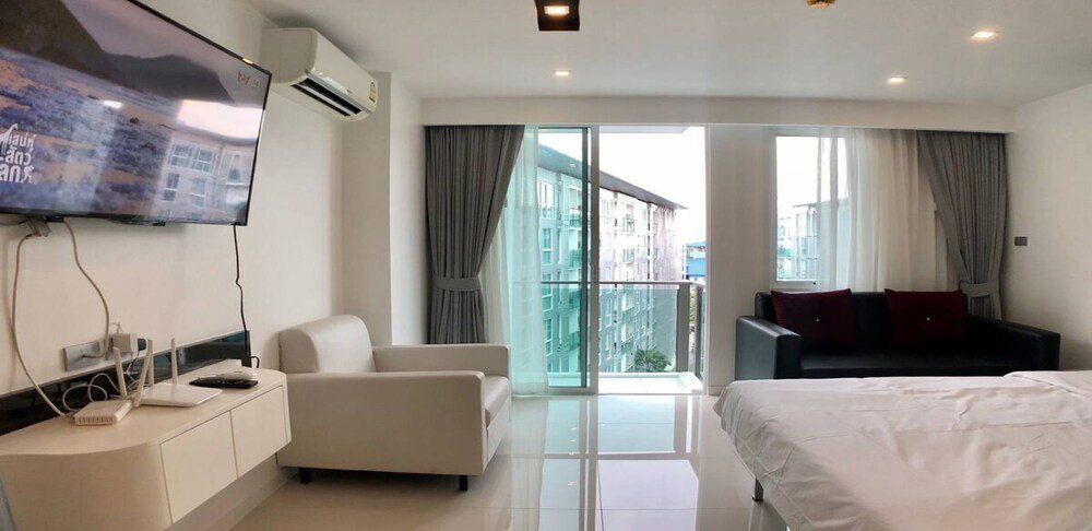 Паттайя: City Center Residence by Pattaya Sunny Rentals