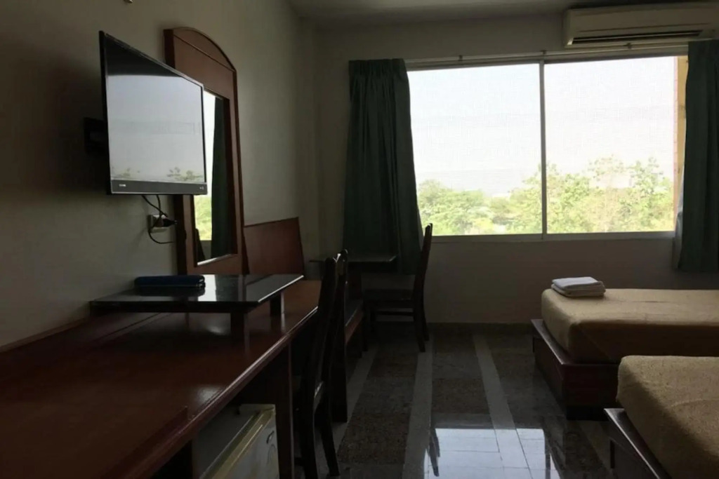Лопбури: Lopburi Residence 2 Hotel And Resort