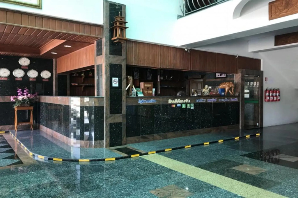 Лопбури: Lopburi Residence 2 Hotel And Resort