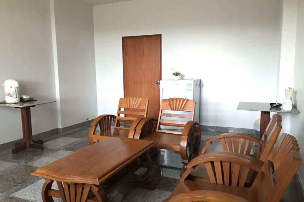 Лопбури: Lopburi Residence 2 Hotel And Resort