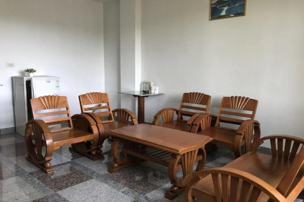 Лопбури: Lopburi Residence 2 Hotel And Resort