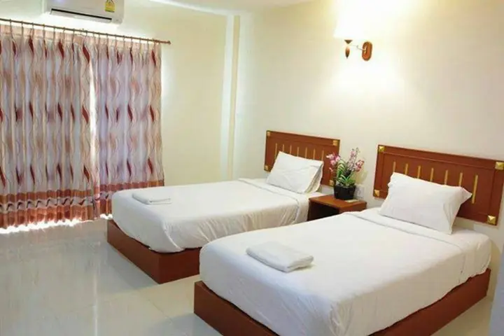 Лопбури: JRD Resort
