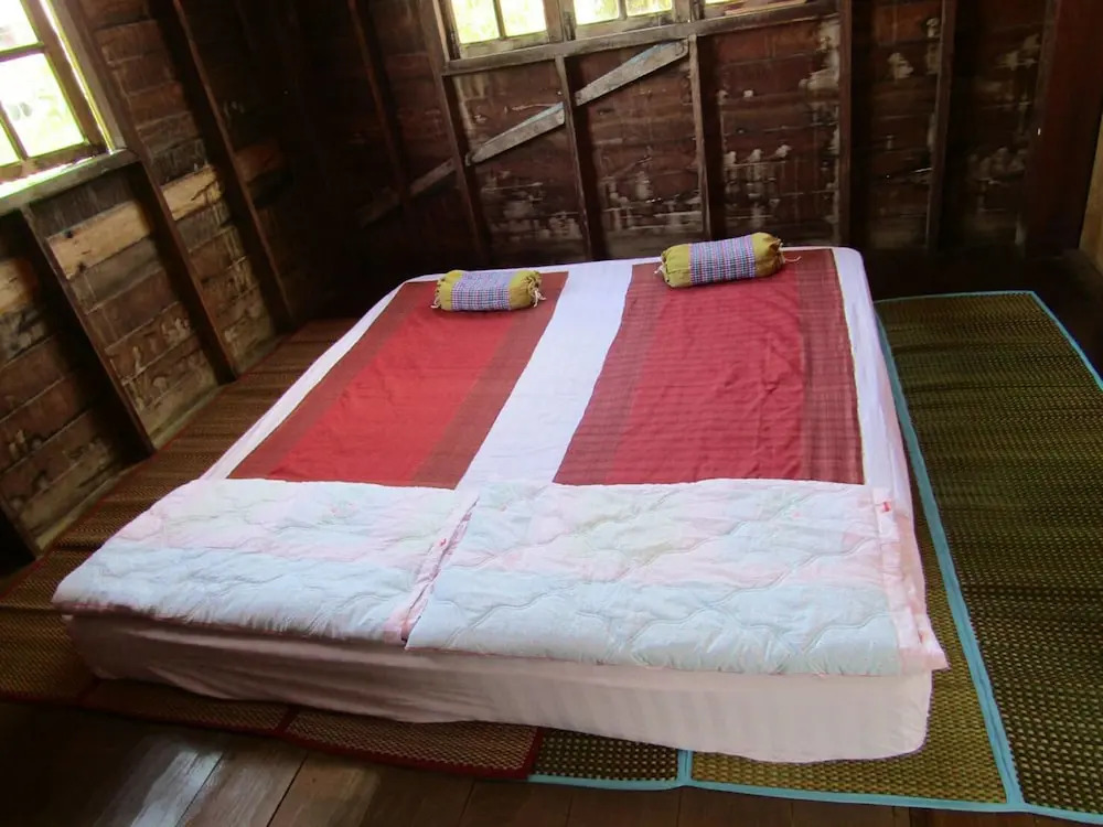 Нанг-Ронг: Baan Kokmuang Homestay