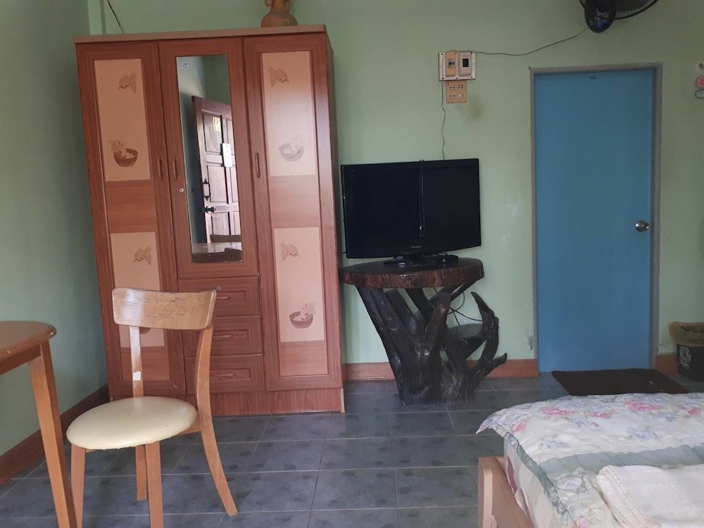 Нанг-Ронг: Lamom Resort