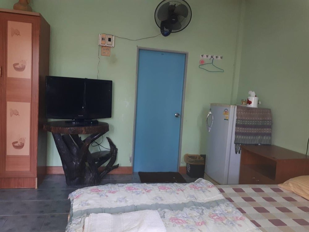 Нанг-Ронг: Lamom Resort