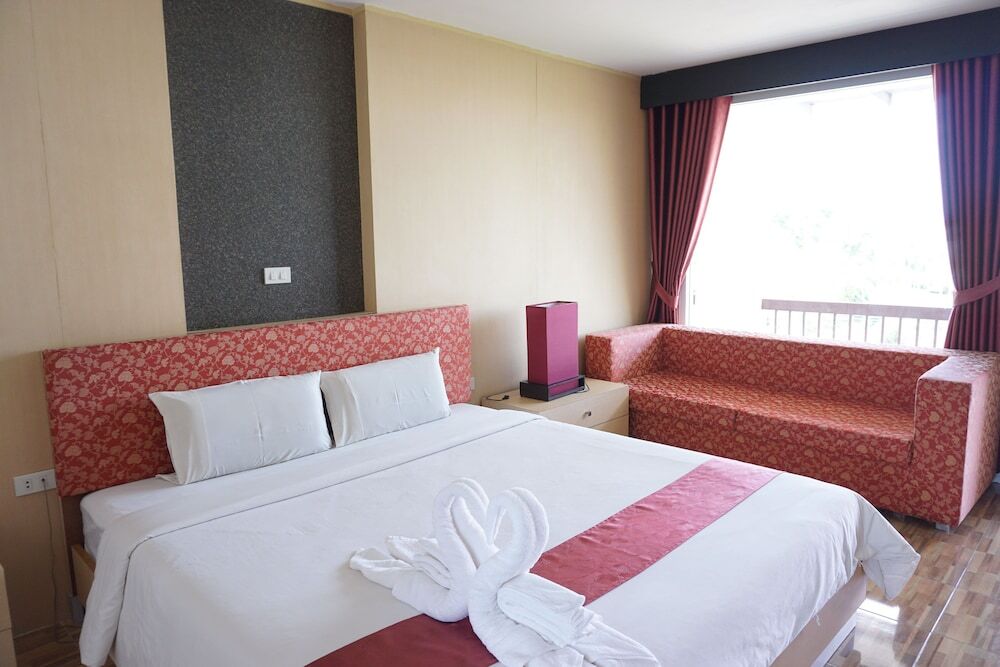Чумпхон: Panatara Hotel